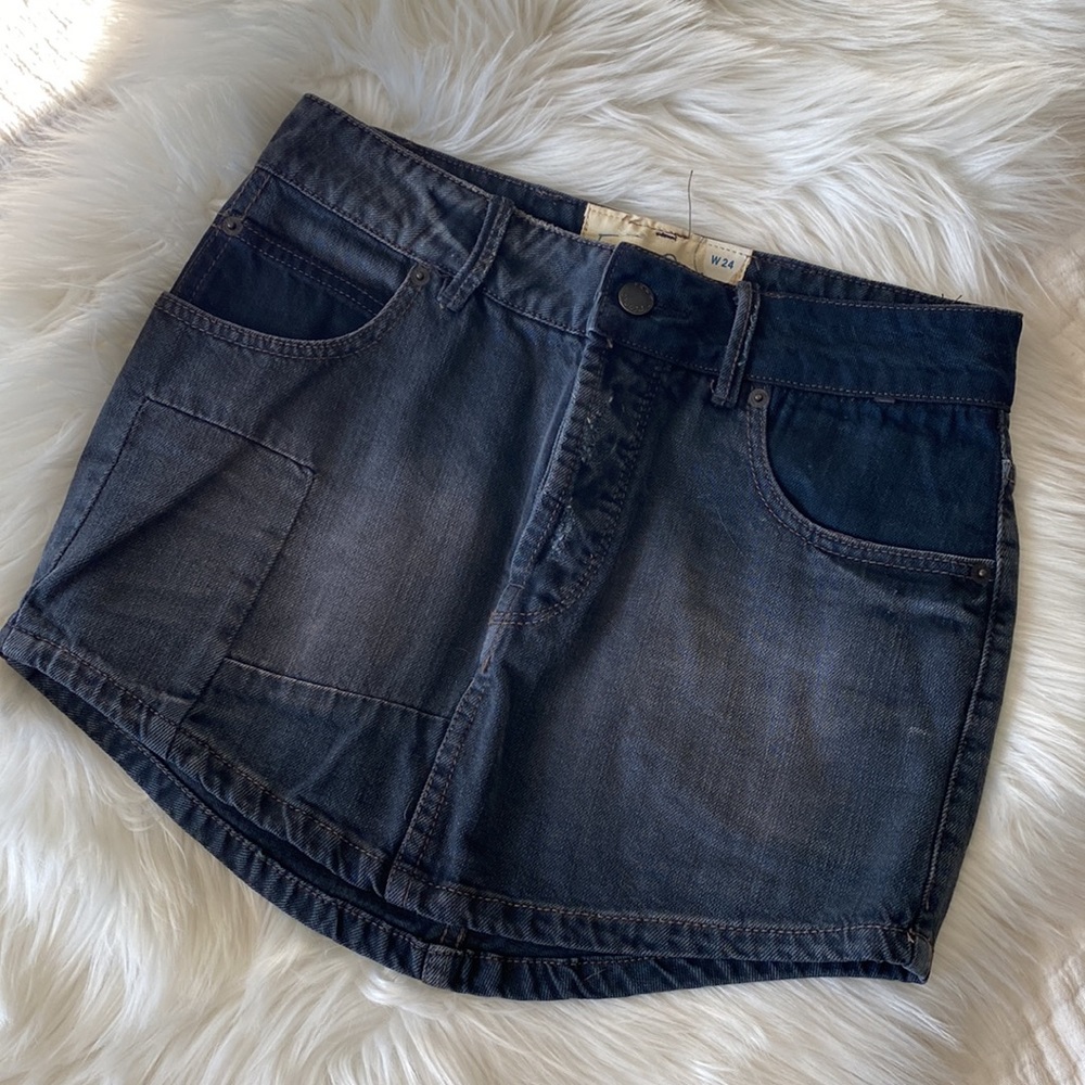F r e e  P e o p l e • Denim mini